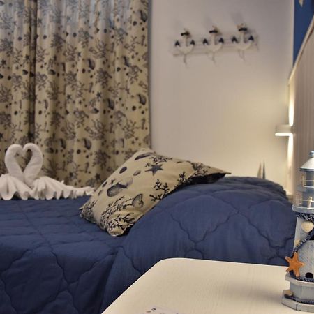 B&B Marina Blu Giardini Naxos Exteriör bild