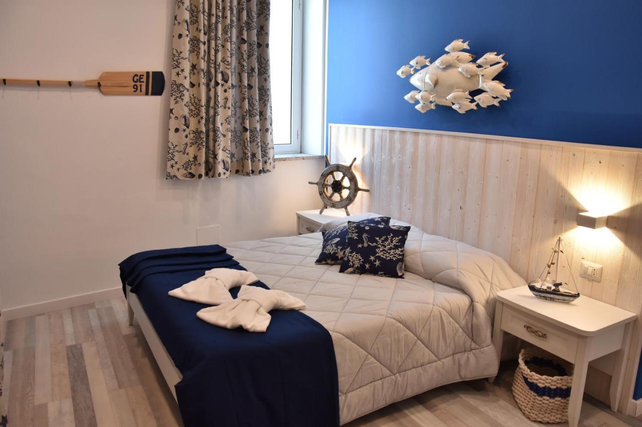 B&B Marina Blu Giardini Naxos Exteriör bild